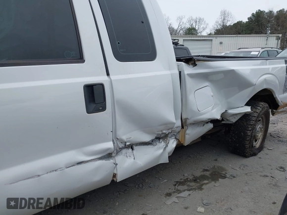 2012 Ford Super Duty F-250 SRW XL with VIN 1FT7X2A68CEB58554, listed as a IAAI auction lot 41366350 with 147,085 mi miles. Bid and sale history available at carsss.com. Image 6.