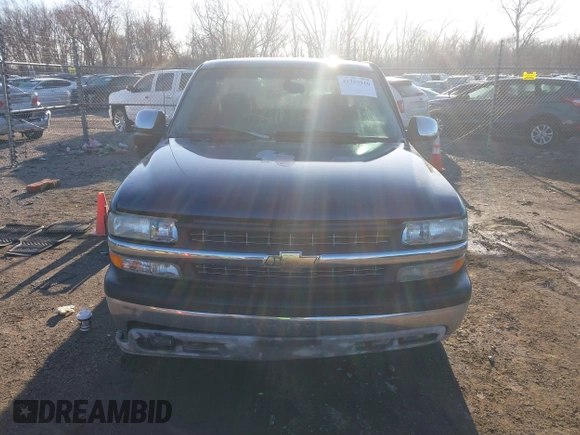 2000 Chevrolet Silverado 1500 LS with VIN 2GCEK19T8Y1253263, listed as a IAAI auction lot 41753116 with 174,610 mi miles. Bid and sale history available at carsss.com. Image 13.