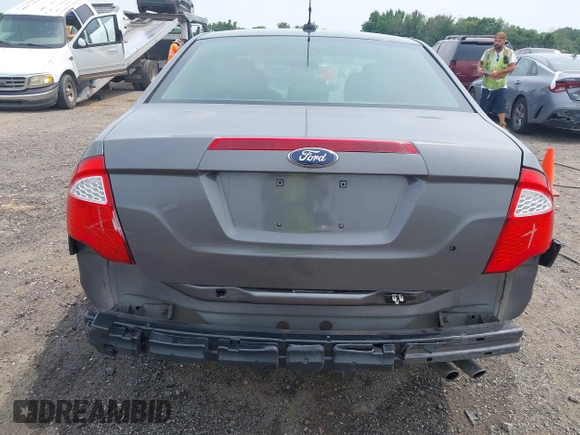 2012 Ford Fusion SE with VIN 3FAHP0HA9CR141588, listed as a IAAI auction lot 42485632 with 124,312 mi miles and . Bid and sale history available at DreamBid. Image 6.