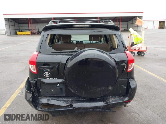 2008 Toyota RAV4 with VIN JTMZD33VX86059196, listed as a IAAI auction lot 41697456 with 267,334 mi miles. Bid and sale history available at carsss.com. Image 16.