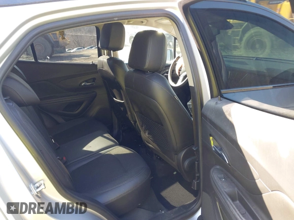 2018 Buick Encore Preferred with VIN KL4CJASB9JB615533, listed as a IAAI auction lot 41761853 with 32,710 mi miles. Bid and sale history available at carsss.com. Image 8.