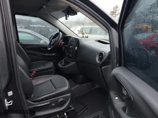 2019 Mercedes-Benz Metris Passenger Van with VIN WD4PG2EE1K3519009, listed as a IAAI auction lot 41437625 with 999,999 mi miles. Bid and sale history available at carsss.com. Image 5.