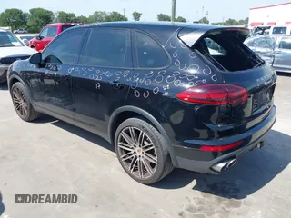 2017 Porsche Cayenne S с VIN WP1AB2A24HLA52279, выставлен на аукционе IAAI как лот 42194273 с пробегом 93 738 миль миль и . История ставок и продаж доступна на DreamBid. Изображение 3.