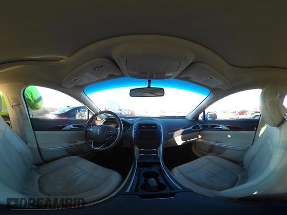 2014 Lincoln MKZ with VIN 3LN6L2GK3ER800458, listed as a IAAI auction lot 41233924 with 106,048 mi miles. Bid and sale history available at carsss.com. Image 18.