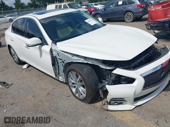 2015 Infiniti Q50 Sport z VIN JN1BV7AP4FM330923, wystawiony jako IAAI lot #42562750 z przebiegiem 89 953 mil mil oraz . Historia ofert i sprzedaży dostępna na DreamBid. Obrazek 1.
