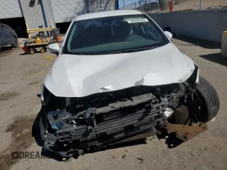2021 Nissan Versa SV z VIN 3N1CN8EV7ML855601, wystawiony jako Copart lot #50088085 z przebiegiem 84 069 mil mil oraz Szkody całkowita. Historia ofert i sprzedaży dostępna na DreamBid. Obrazek 5.
