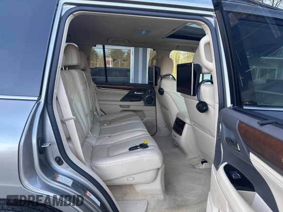 2017 Lexus LX 570 z VIN JTJHY7AX0H4230350, wystawiony jako IAAI lot #41979528 z przebiegiem 198 746 mil mil oraz . Historia ofert i sprzedaży dostępna na DreamBid. Obrazek 8.