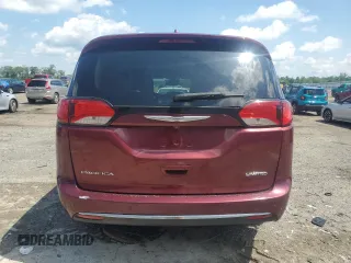 2017 Chrysler Pacifica Limited z VIN 2C4RC1GG9HR803866, wystawiony jako Copart lot #58825685 z przebiegiem 90 872 mil mil oraz Szkoda całkowita • Salvage title. Historia ofert i sprzedaży dostępna na DreamBid. Obrazek 6.