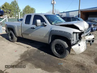 2008 Chevrolet Silverado 1500 LTZ with VIN 2GCEK190581265618, listed as a Copart auction lot 53326745 with 213,700 mi miles and Salvage Title. Bid and sale history available at DreamBid. Image 4.