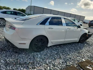 2013 Lincoln MKZ z VIN 3LN6L2GK1DR816558, wystawiony jako Copart lot #60424415 z przebiegiem 95 593 mil mil oraz Szkoda całkowita • Salvage title. Historia ofert i sprzedaży dostępna na DreamBid. Obrazek 3.