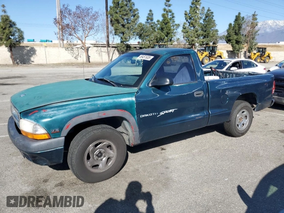 1997 Dodge Dakota with VIN 1B7FL26X1VS304628, listed as a Copart auction lot 49451935 with 185,429 mi miles and Salvage Title. Bid and sale history available at carsss.com. Image 1.