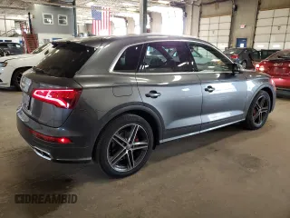 2019 Audi SQ5 Prestige with VIN WA1C4AFYXK2069963, listed as a Copart auction lot 55165124 with 50,558 mi miles and Salvage Title. Bid and sale history available at DreamBid. Image 3.