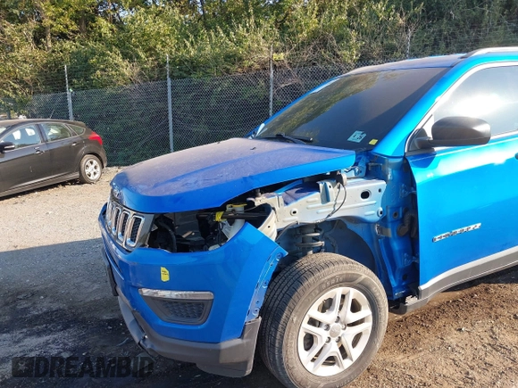 2021 Jeep Compass Sport with VIN 3C4NJDAB7MT509781, listed as a IAAI auction lot 40584066 with 67,661 mi miles and . Bid and sale history available at DreamBid. Image 6.