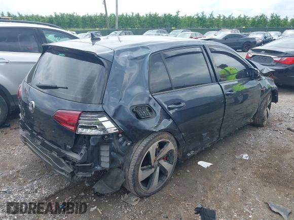2019 Volkswagen GTI S с VIN 3VW5T7AU5KM017879, выставлен на аукционе IAAI как лот 42393203 с пробегом 52 133 миль миль и . История ставок и продаж доступна на DreamBid. Изображение 4.