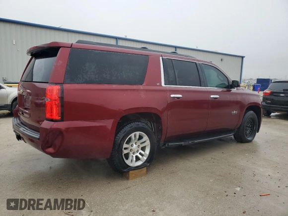 2019 Chevrolet Suburban LT z VIN 1GNSCHKC1KR138254, wystawiony jako Copart lot #43992615 z przebiegiem 102 047 mil mil oraz Czysty tytuł • Clean title. Historia ofert i sprzedaży dostępna na DreamBid. Obrazek 3.