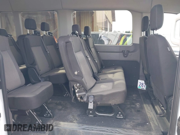2024 Ford Transit Passenger XL with VIN 1FBAX2C83RKA51950, listed as a IAAI auction lot 41958350 with 22,811 mi miles. Bid and sale history available at carsss.com. Image 8.