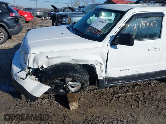 2017 Jeep Patriot Sport with VIN 1C4NJRBB0HD196872, listed as a IAAI auction lot 41750617 with 61,199 mi miles and . Bid and sale history available at DreamBid. Image 6.