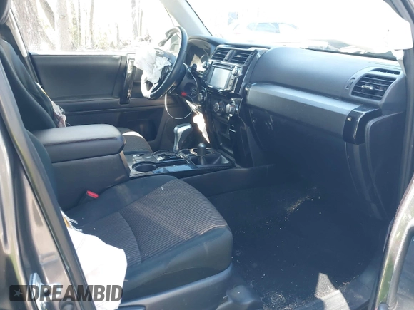 2019 Toyota 4Runner SR5 с VIN JTEBU5JR7K5661632, выставлен на аукционе IAAI как лот 41634341 с пробегом 65 485 миль миль и . История ставок и продаж доступна на DreamBid. Изображение 5.