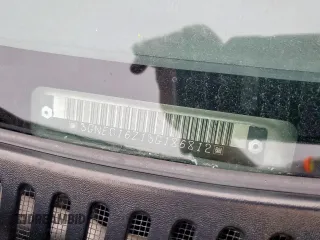 2003 Chevrolet Suburban LS z VIN 3GNEC16Z13G186812, wystawiony jako Copart lot #58567425 z przebiegiem 302 320 mil mil oraz Szkoda całkowita • Salvage title. Historia ofert i sprzedaży dostępna na DreamBid. Obrazek 14.
