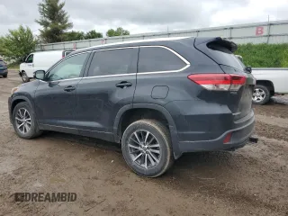 2017 Toyota Highlander XLE with VIN 5TDJZRFH0HS461378, listed as a Copart auction lot 57614885 with 69,240 mi miles and Salvage title. Bid and sale history available at DreamBid. Image 2.