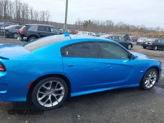 2019 Dodge Charger R/T with VIN 2C3CDXCT0KH730123, listed as a IAAI auction lot 38875412 with 7,829 mi miles and . Bid and sale history available at carsss.com. Image 13.