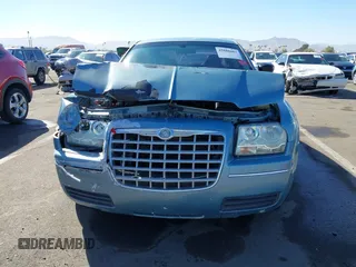 2008 Chrysler 300 LX with VIN 2C3KA43R08H267996, listed as a IAAI auction lot 41651603 with 188,760 mi miles. Bid and sale history available at carsss.com. Image 6.