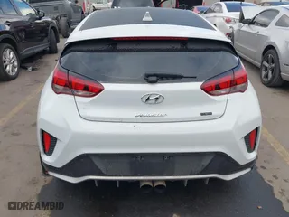 2019 Hyundai Veloster Turbo with VIN KMHTH6AB3KU020193, listed as a IAAI auction lot 41526722 with 54,697 mi miles. Bid and sale history available at carsss.com. Image 16.