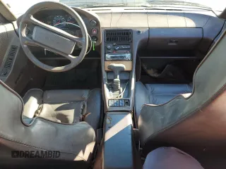 1984 Porsche 928 z VIN WP0JB0920ES860222, wystawiony jako Copart lot #44055645 z przebiegiem 166 689 mil mil oraz Nie do naprawy. Historia ofert i sprzedaży dostępna na DreamBid. Obrazek 8.