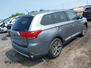 2016 Mitsubishi Outlander SE z VIN JA4AZ3A3XGZ049548, wystawiony jako IAAI lot #42393429 z przebiegiem 74 218 mil mil oraz . Historia ofert i sprzedaży dostępna na DreamBid. Obrazek 4.