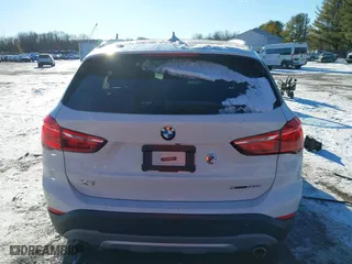 2018 BMW X1 xDrive28i with VIN WBXHT3C36J5L30217, listed as a IAAI auction lot 41237775 with 60,071 mi miles. Bid and sale history available at carsss.com. Image 16.