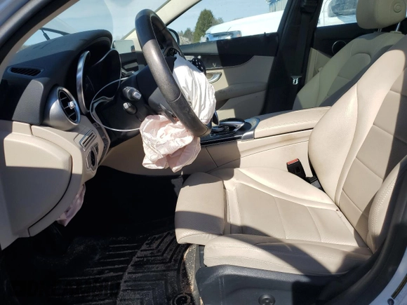 2019 Mercedes-Benz C 300 with VIN 55SWF8EB6KU299367, listed as a Copart auction lot 48035185 with 49,589 mi miles and Salvage Title. Bid and sale history available at carsss.com. Image 7.
