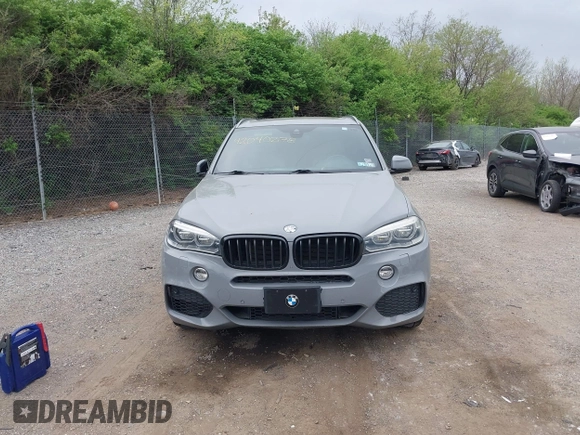 2016 BMW X5 xDrive50i with VIN 5UXKR6C57G0J80370, listed as a IAAI auction lot 42040278 with 99,071 mi miles. Bid and sale history available at carsss.com. Image 13.
