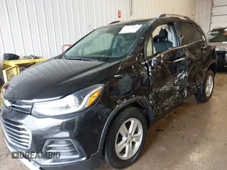 2020 Chevrolet Trax LT z VIN KL7CJPSB5LB059911, wystawiony jako IAAI lot #41660488 z przebiegiem 62 995 mil mil oraz . Historia ofert i sprzedaży dostępna na DreamBid. Obrazek 2.