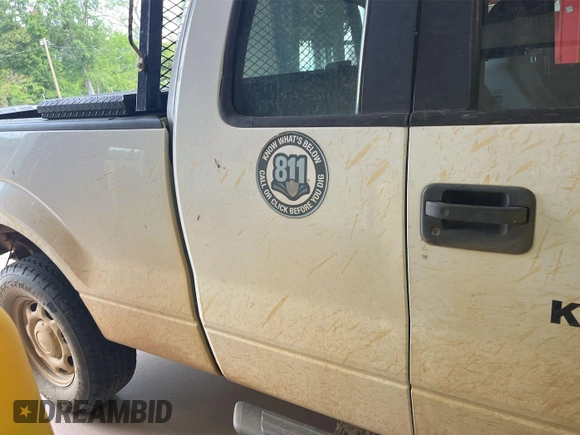2014 Ford F-150 XL with VIN 1FTFX1EF4EKE59231, listed as a IAAI auction lot 42631384 with 279,670 mi miles and . Bid and sale history available at DreamBid. Image 10.