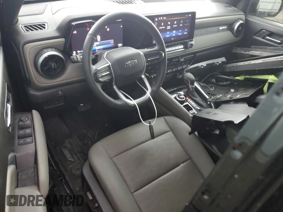 2024 Chevrolet Colorado 4WD ZR2 z VIN 1GCPTFEK4R1265787, wystawiony jako Copart lot #54108245 z przebiegiem 4 880 mil mil oraz Szkoda całkowita • Salvage title. Historia ofert i sprzedaży dostępna na DreamBid. Obrazek 8.