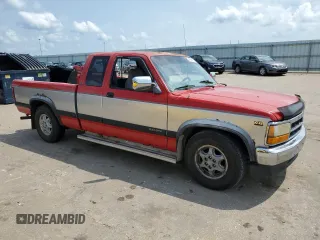 1995 Dodge Dakota z VIN 1B7GL23YXSS155861, wystawiony jako Copart lot #64209414 z przebiegiem 336 037 mil mil oraz Szkoda całkowita • Salvage title. Historia ofert i sprzedaży dostępna na DreamBid. Obrazek 4.