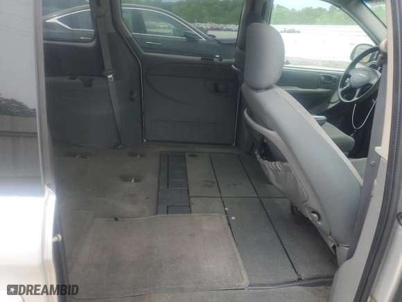 2007 Chrysler Town & Country LWB LX with VIN 2A8GP44R27R331052, listed as a Copart auction lot 54336965 with 233,929 mi miles and Clean Title. Bid and sale history available at carsss.com. Image 11.