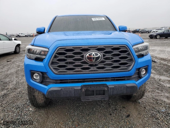 2020 Toyota Tacoma 4WD SR5 with VIN 3TMCZ5AN4LM325701, listed as a Copart auction lot 44818455 with 0 mi miles and Salvage Title. Bid and sale history available at carsss.com. Image 5.