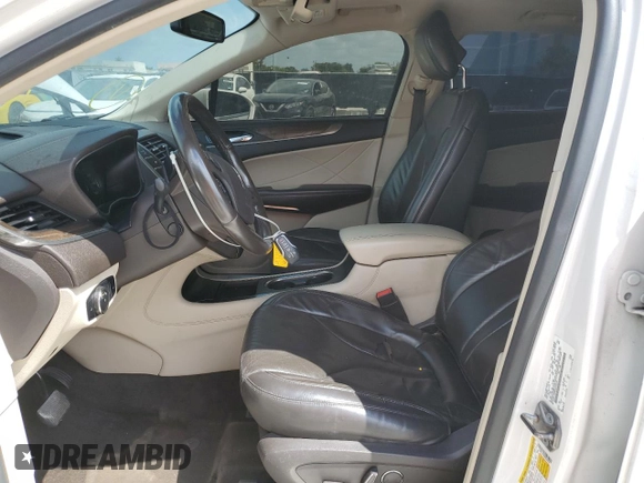 2017 Lincoln MKC Reserve with VIN 5LMCJ3C93HUL09318, listed as a Copart auction lot 53460725 with 96,692 mi miles and Clean title. Bid and sale history available at DreamBid. Image 7.