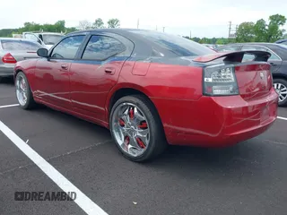 2007 Dodge Charger with VIN 2B3KA43G27H605392, listed as a IAAI auction lot 42082808 with Not Provided miles and . Bid and sale history available at carsss.com. Image 3.