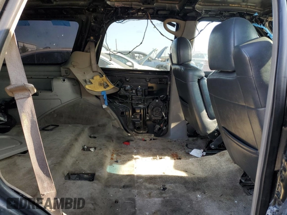 2004 GMC Yukon SLE with VIN 1GKEC13V34J114637, listed as a Copart auction lot 86000424 with 0 mi miles and Salvage Title. Bid and sale history available at carsss.com. Image 11.