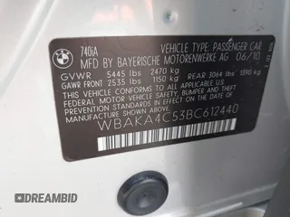 2011 BMW 7 Series 740i z VIN WBAKA4C53BC612440, wystawiony jako IAAI lot #42003297 z przebiegiem 130 655 mil mil oraz . Historia ofert i sprzedaży dostępna na DreamBid. Obrazek 9.