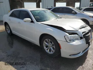 2015 Chrysler 300 Limited with VIN 2C3CCAAG0FH743692, listed as a Copart auction lot 72279754 with 170,030 mi miles and Salvage Title. Bid and sale history available at DreamBid. Image 4.