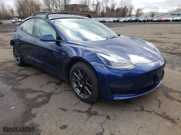 2022 Tesla Model 3 Long Range with VIN 5YJ3E1EB0NF104060, listed as a Copart auction lot 52194345 with 37,996 mi miles and Salvage Title. Bid and sale history available at carsss.com. Image 4.