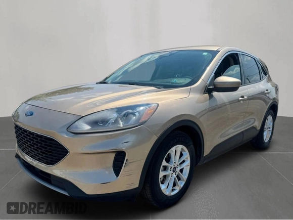 2020 Ford Escape SE with VIN 1FMCU0G69LUB61290, listed as a Copart auction lot 67142325 with 147,546 mi miles and Clean title. Bid and sale history available at DreamBid. Image 2.