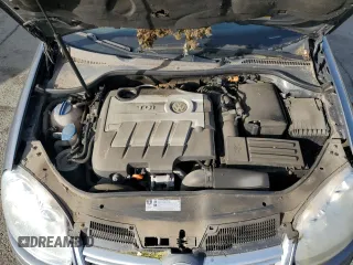 2010 Volkswagen Jetta TDI z VIN 3VWAL7AJ2AM170674, wystawiony jako Copart lot #50191095 z przebiegiem 195 538 mil mil oraz Czysty tytuł • Clean title. Historia ofert i sprzedaży dostępna na DreamBid. Obrazek 11.