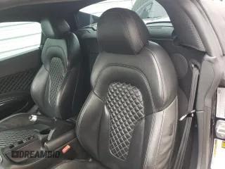 2014 Audi R8 z VIN WUASUAFG4EN001365, wystawiony jako Copart lot #58440864 z przebiegiem 67 980 mil mil oraz Szkody całkowita. Historia ofert i sprzedaży dostępna na DreamBid. Obrazek 10.