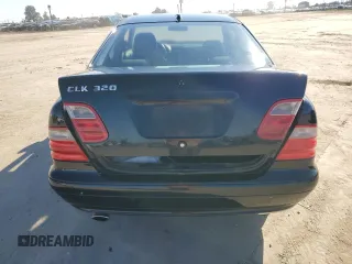 2002 Mercedes-Benz CLK 320/430 with VIN WDBLJ65G22T121261, listed as a Copart auction lot 88505625 with 208,243 mi miles and Salvage Title. Bid and sale history available at DreamBid. Image 6.