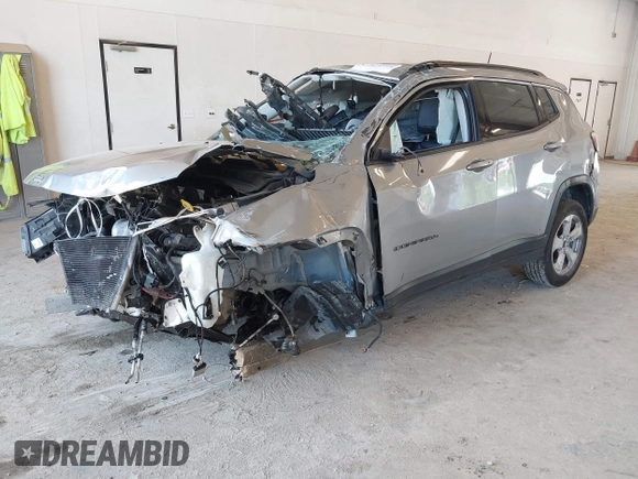 2019 Jeep Compass Latitude с VIN 3C4NJDBB1KT622637, выставлен на аукционе IAAI как лот 42567584 с пробегом Не указан миль и . История ставок и продаж доступна на DreamBid. Изображение 17.