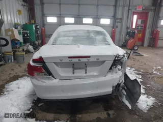 2011 Volvo C70 with VIN YV1672MC3BJ116273, listed as a IAAI auction lot 41581238 with 128,035 mi miles. Bid and sale history available at carsss.com. Image 16.